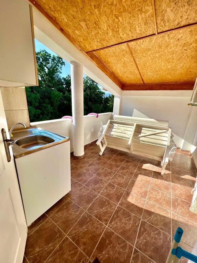 Apartments Vila Fata Ulcinj Ngoại thất bức ảnh