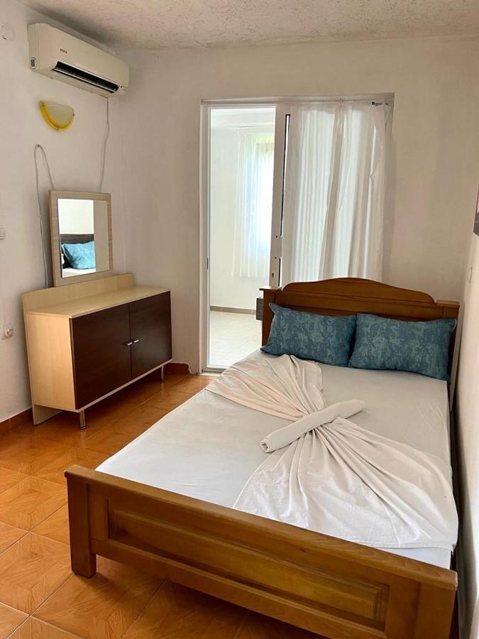 Apartments Vila Fata Ulcinj Ngoại thất bức ảnh